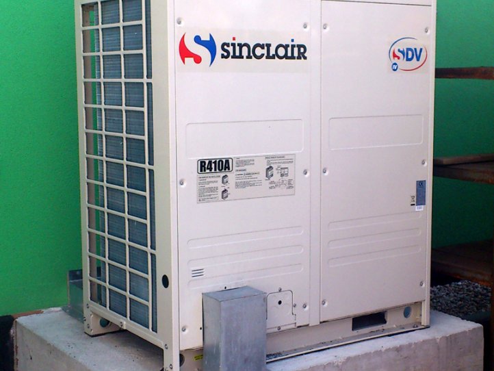 Commercial air conditioner system for private company
